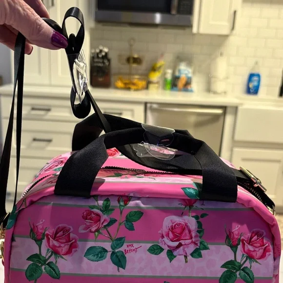 Betsey Johnson Pink Rose Lunch Bag - Picture 8 of 11